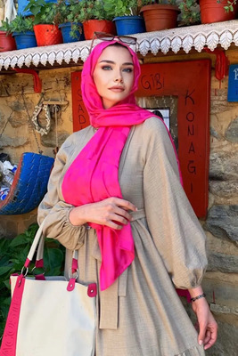 Uygun Fiyatlı Şal Seçenekleri ile Tarzınızı Tamamlayın