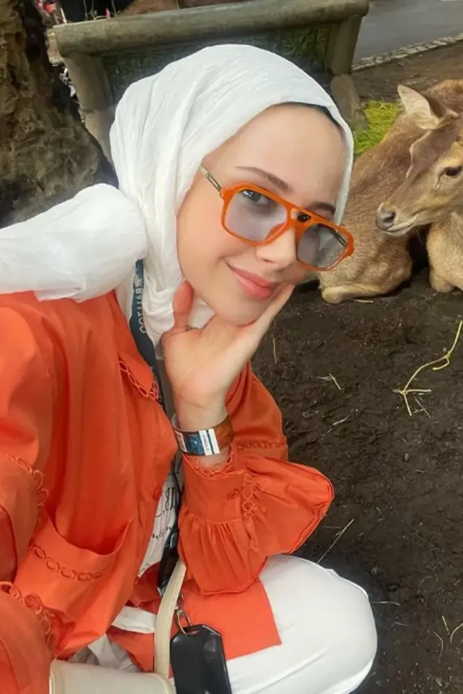 Feyza Hakyemez Bamboo Knee Shawl - White - 1