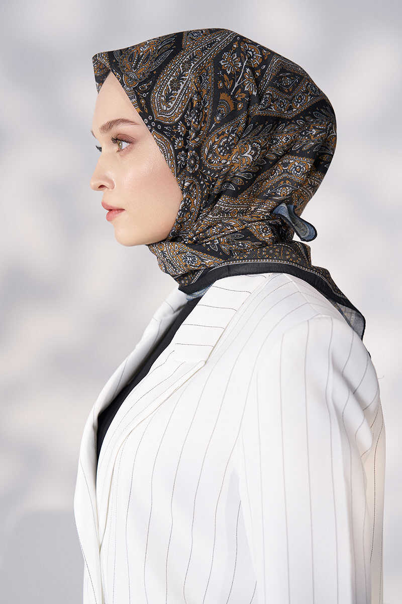 Daisy Glory Desen Eşarp - Siyah / Gold - MADAME POLO