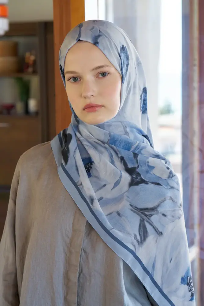 Kübra KOÇ Endless Bloom Desen Şal - Mavi - 4