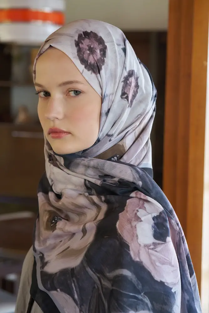 Endless Bloom Desen Şal - Siyah - 2