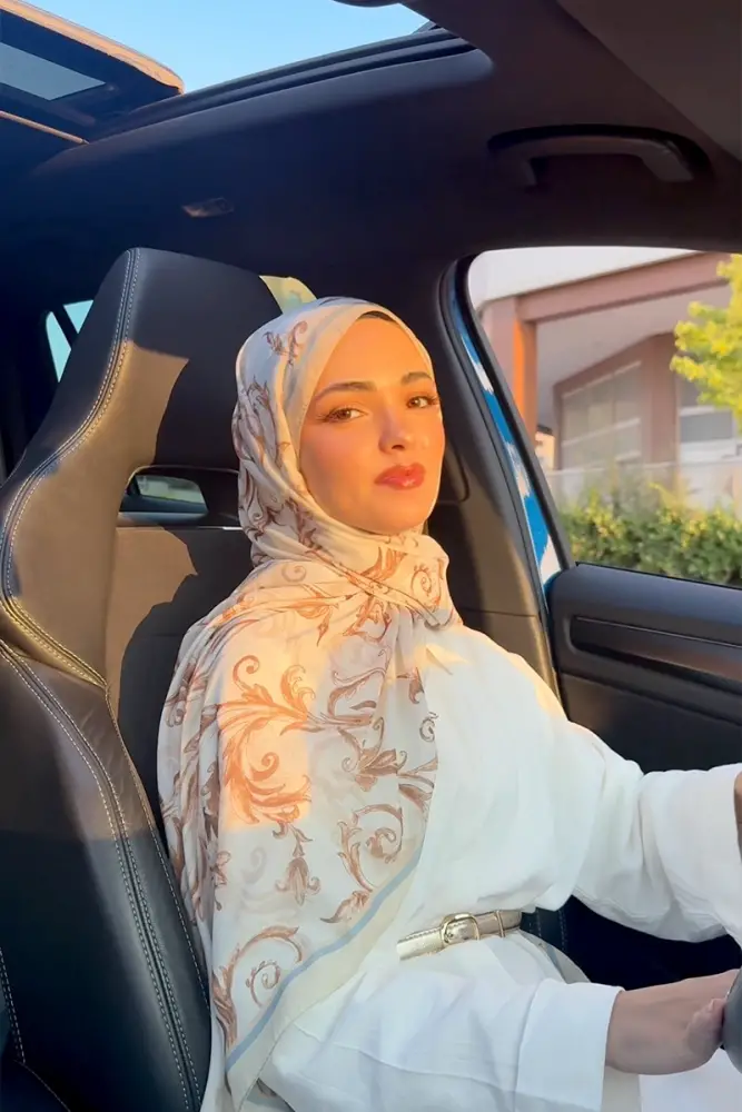 Kübra KOÇ Endless Golden Desen Şal - Sarı - 1