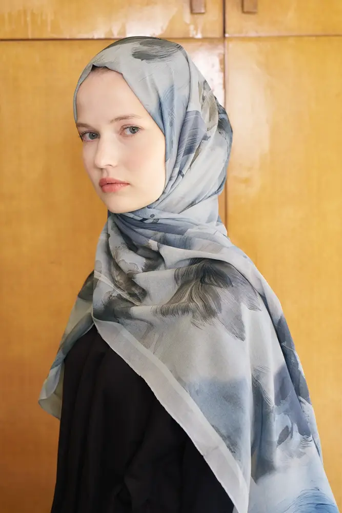 Beyza HURİ Fransız İpeği Ahenk Desen Şal - Vizon - 2