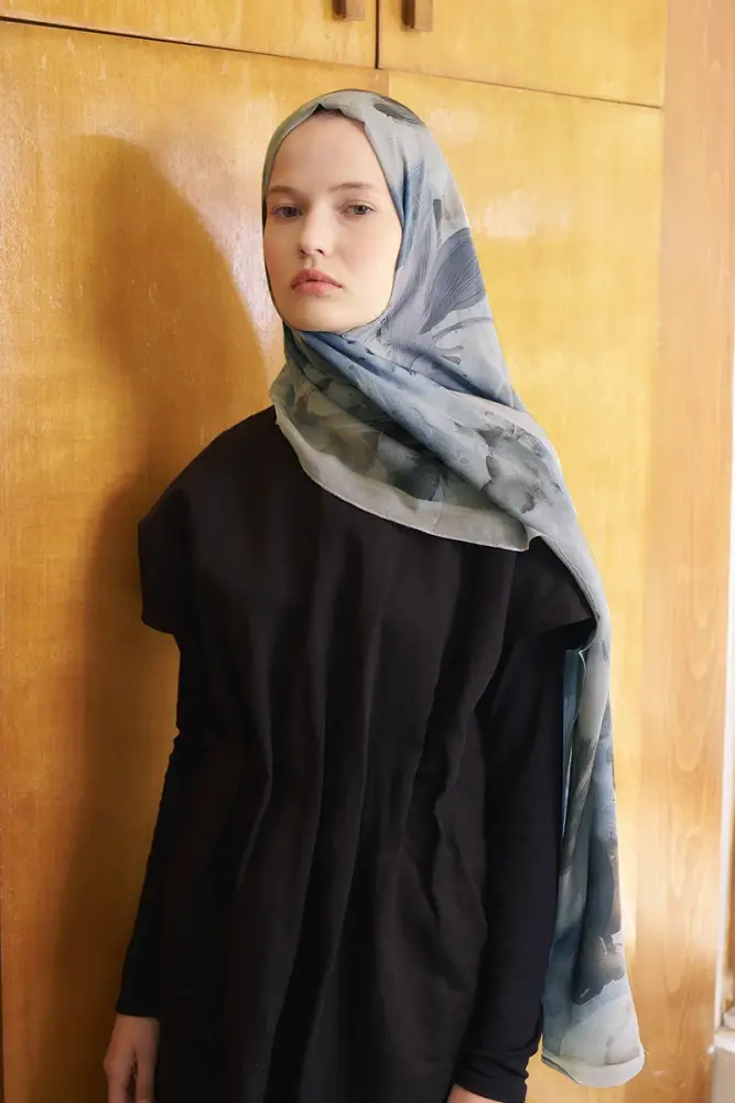 Beyza HURİ Fransız İpeği Ahenk Desen Şal - Vizon - 4