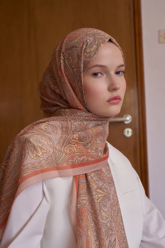 Tuğba BAĞ Fransız İpeği Saray Desen Şal - Turuncu - 3
