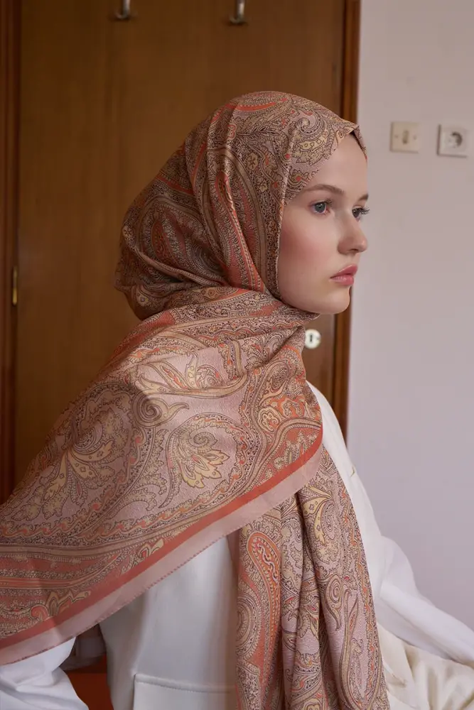 Tuğba BAĞ Fransız İpeği Saray Desen Şal - Turuncu - 4