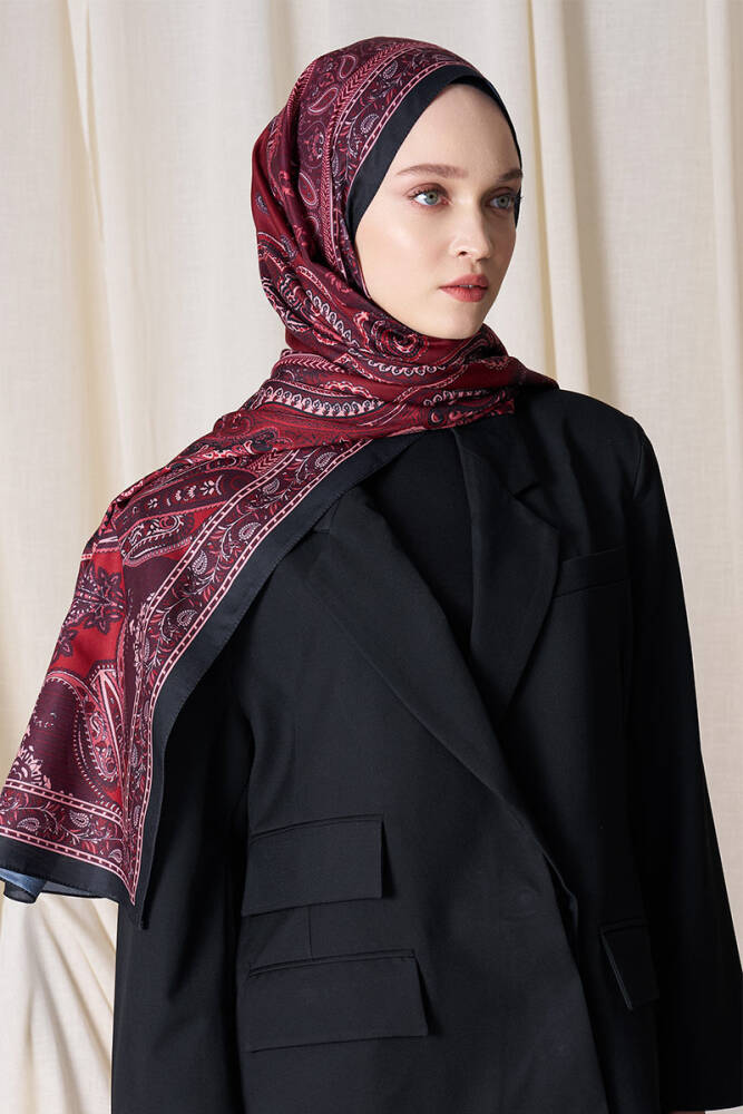 Merve Nur Akyüz Historical Dionessa Desen Şal - Bordo - 2