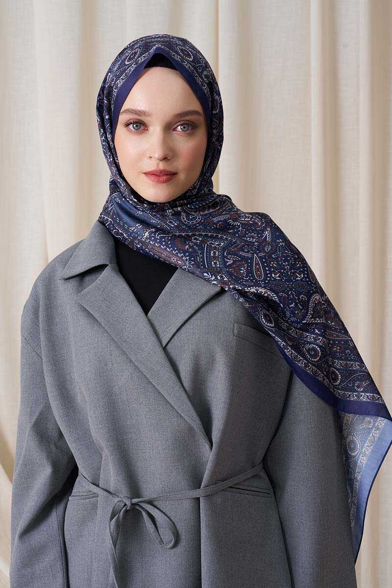 Rasiha Geçer Historical Livia Desen Şal - Lacivert - MADAME POLO