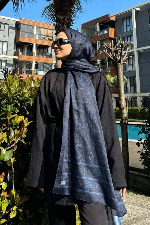 Merve Nur Akyüz Historical Veloria Desen Şal - Lacivert 