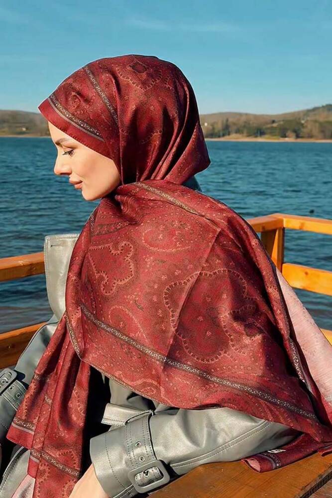 Tuğba Bağ Historical Victorian Desen Şal - Kırmızı - 1