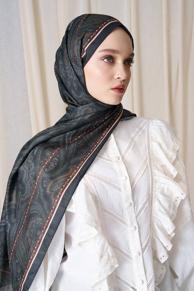 Beyza Huri Historical Victorian Desen Şal - Koyu Yeşil - 3