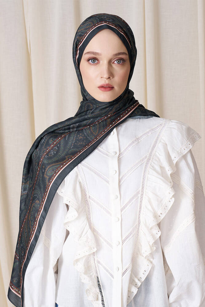 Beyza Huri Historical Victorian Desen Şal - Koyu Yeşil - 4