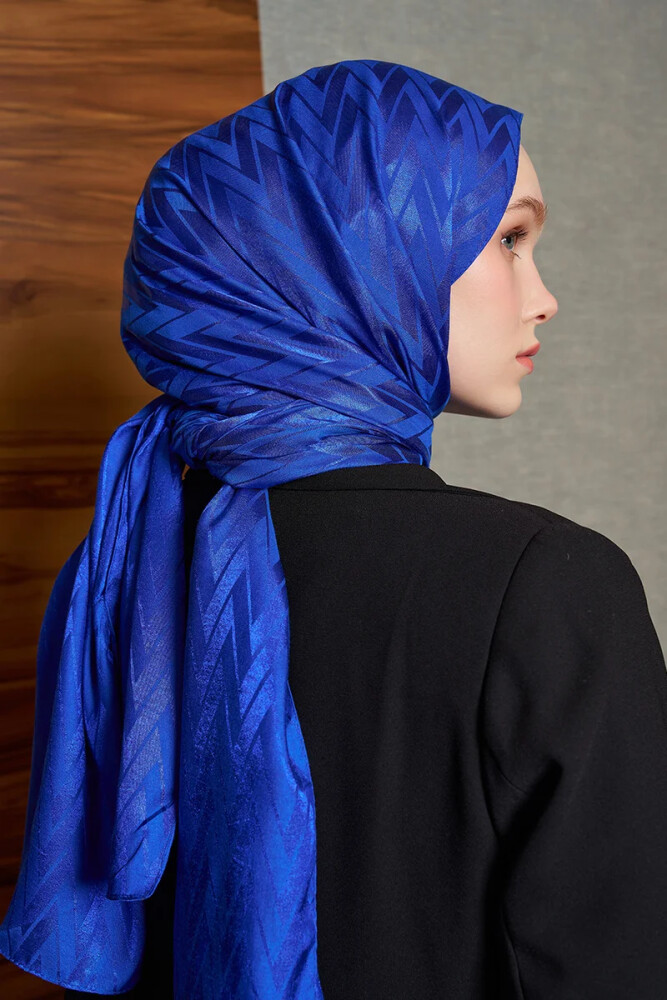 İpeksi Jakar İtalyan Şal Chevron Desen - Saks - MADAME POLO