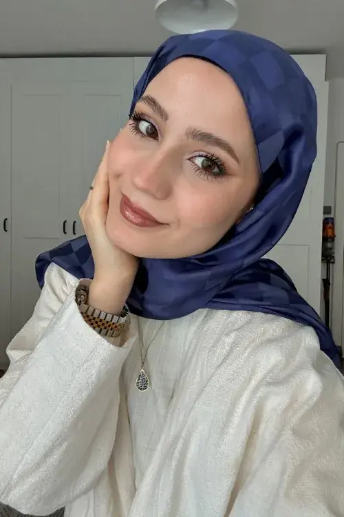 Gizceylan İpeksi Jakar İtalyan Şal Dama Desen - Lacivert - MADAME POLO