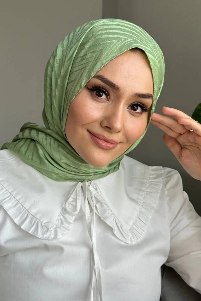 Tuğba Balarısı İpeksi Jakar İtalyan Şal Zikzak Desen - Adaçayı - MADAME POLO