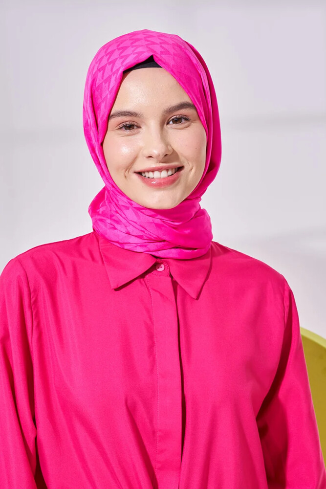 İpeksi Jakar Lara Şal Geometrik Desen - Barbie Pembesi - MADAME POLO