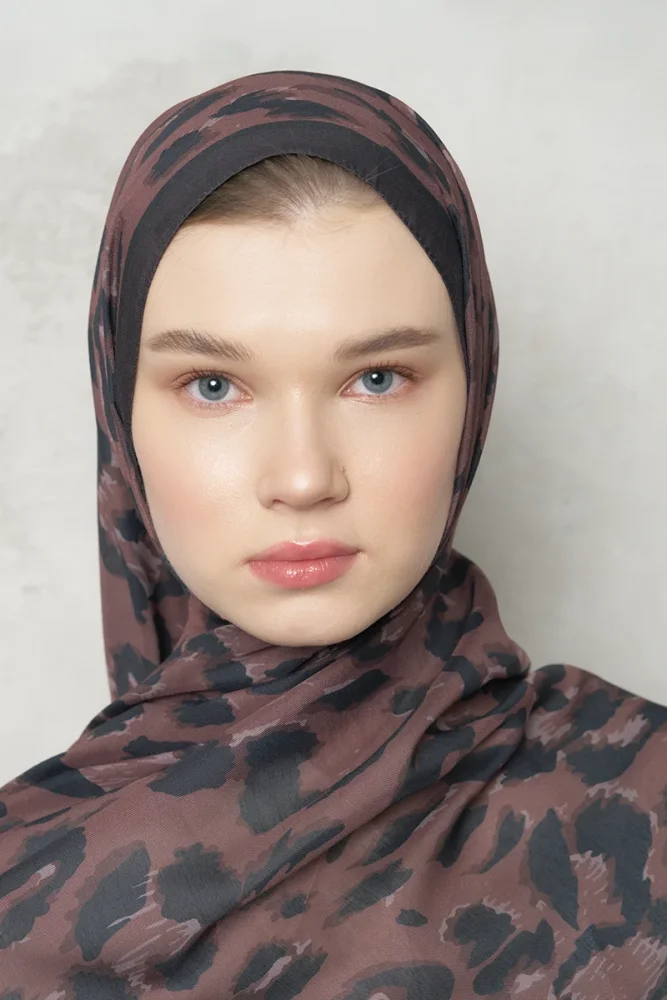 Leopar Desenli Pamuk Dokulu Şal - Kahverengi - 3