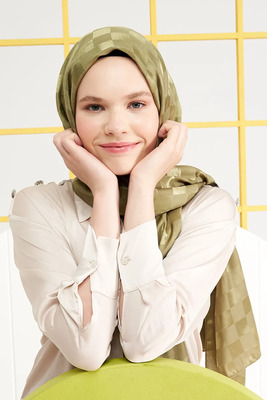 Madame Polo ile Şal ve Eşarp Alışverişi: Keyifli ve Güvenli Bir Deneyim