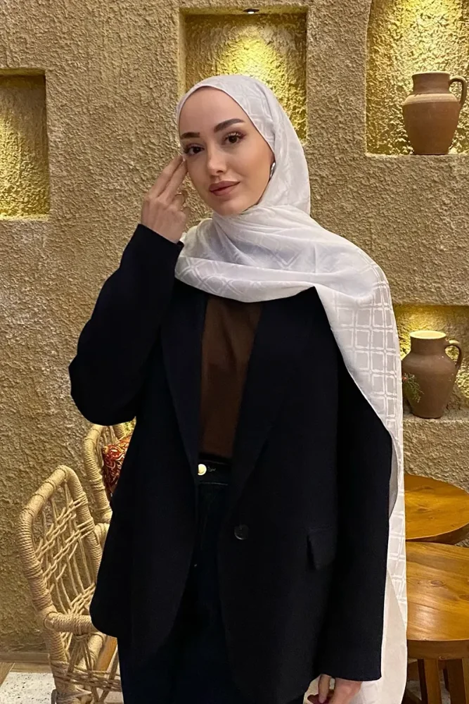 Naiya Jakar Şal Frame Desen - Beyaz - 1