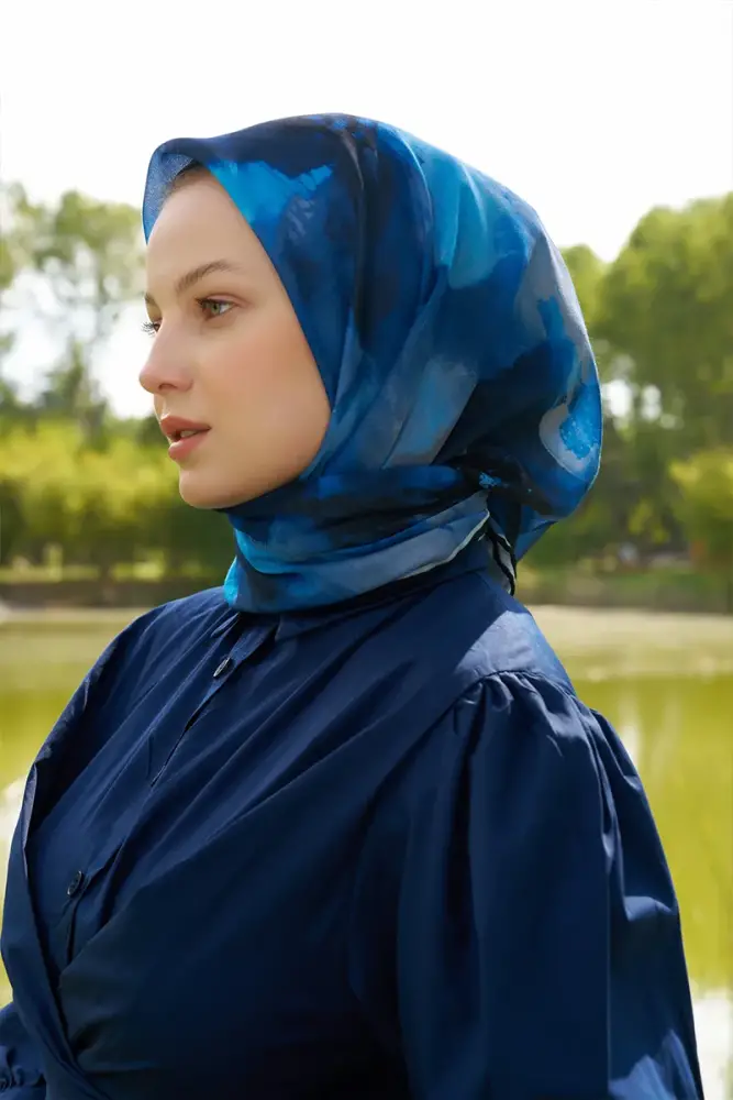 Rustic Rosie Desen Eşarp - Lacivert - 2