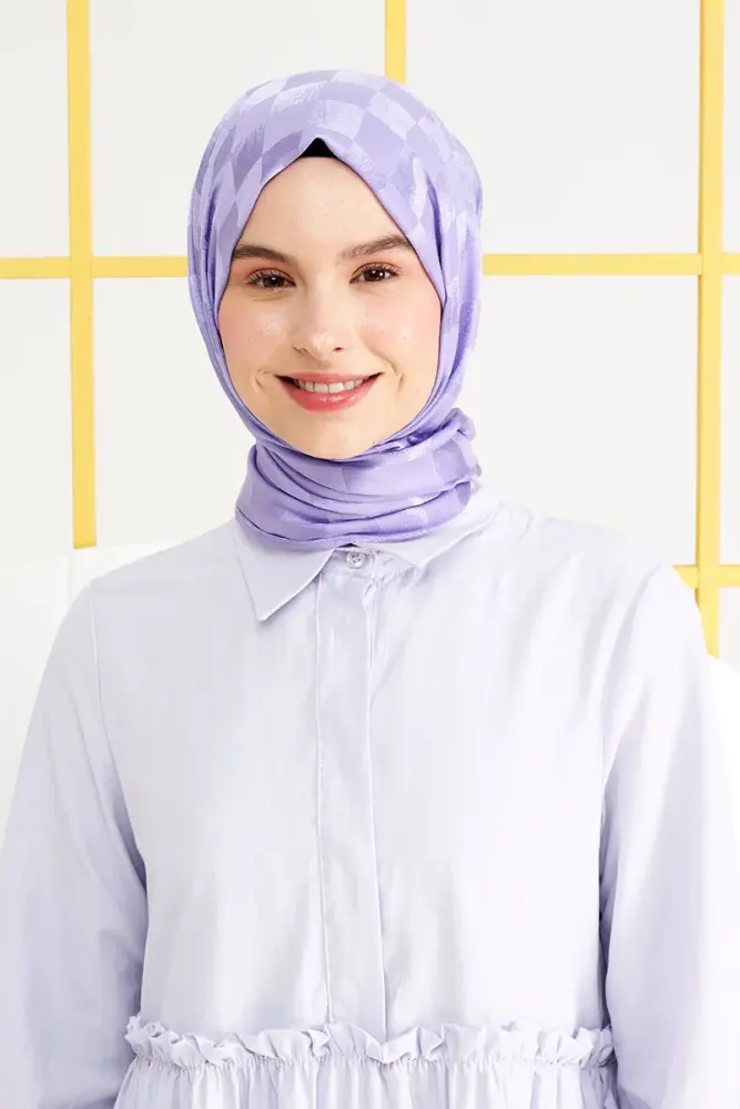 Silky Jacquard Italian Hijab Checker Pattern - Violet - 4