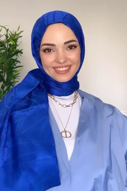 Silky Jacquard Italian Hijab Line Pattern - Sax - MADAME POLO