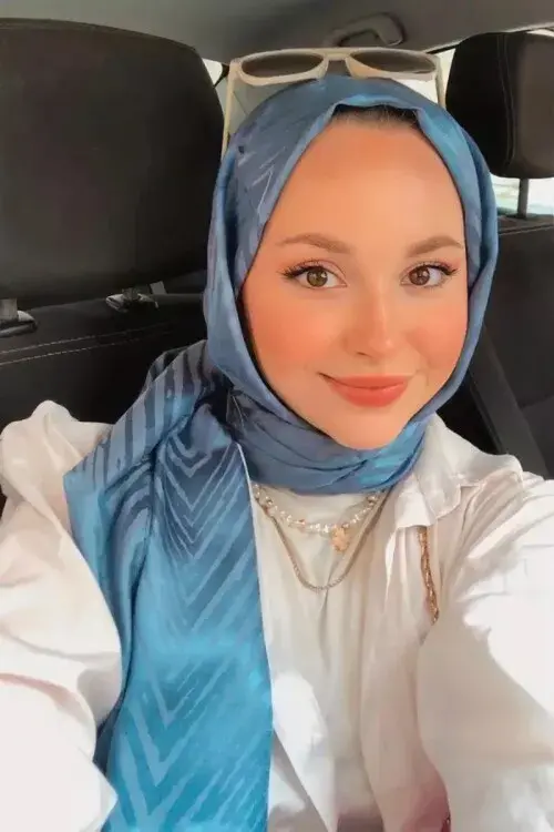 Silky Jacquard Italian Hijab Zigzag Pattern - İndigo - MADAME POLO