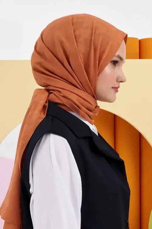 Silky Jacquard Lara Hijab Crowbar Pattern - Peach - MADAME POLO