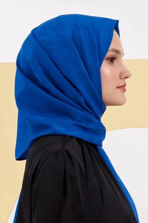 Silky Jacquard Lara Hijab Crowbar Pattern - Sax - MADAME POLO